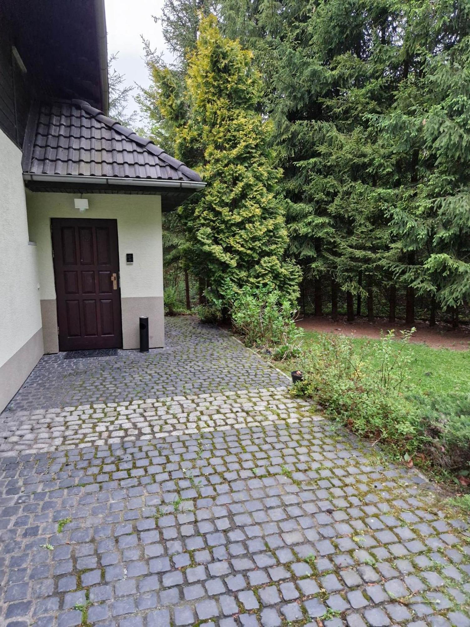 Villa Falsztyn Holiday Home Екстериор снимка