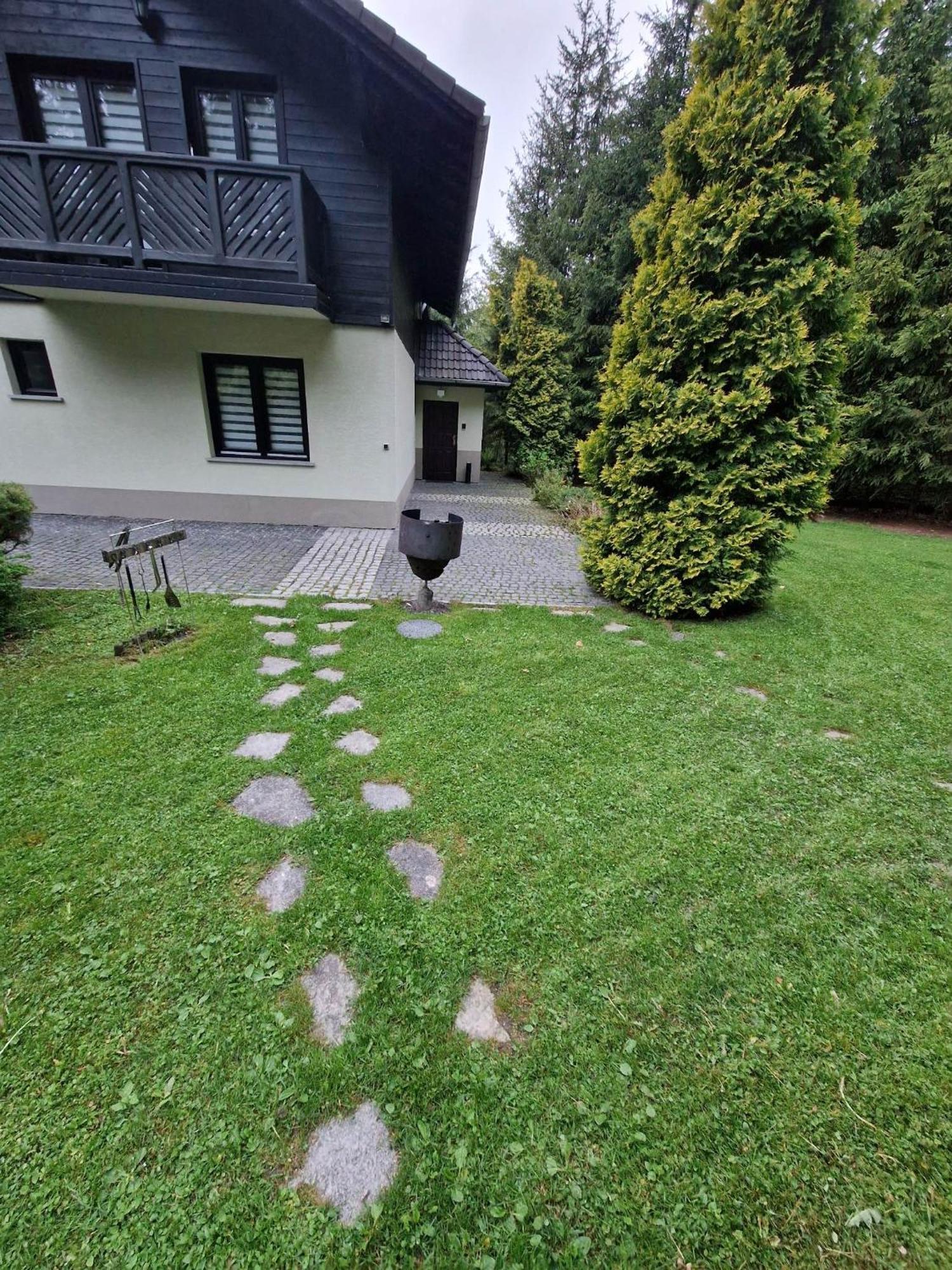Villa Falsztyn Holiday Home Екстериор снимка