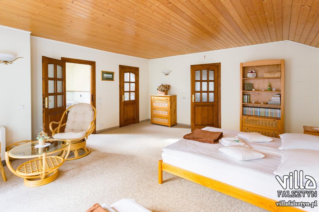Villa Falsztyn Holiday Home Екстериор снимка