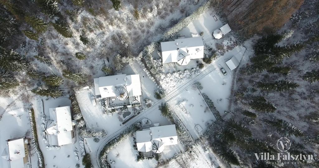 Villa Falsztyn Holiday Home Екстериор снимка